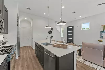 2110 Dewalt Street #G-F, Houston, TX 77088 - Photo 6