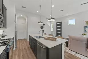 2110 Dewalt St, Houston, TX 77088 - Photo 6