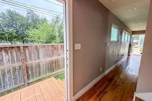 1416 Dumble St, Houston, TX 77023 - Photo 8