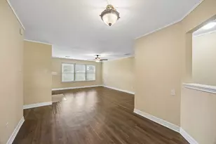 10819 E Linwood Dr, La Porte, TX 77571 - Photo 2