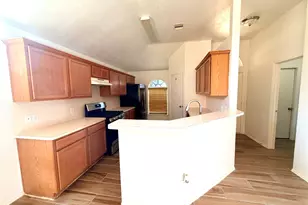 14111 Fox Creek Park Dr, Houston, TX 77083 - Photo 4