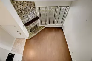 8020 Braesmain Dr, Houston, TX 77025 - Photo 12