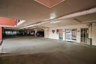 2400 McCue Rd, Houston, TX 77056 - Photo 28