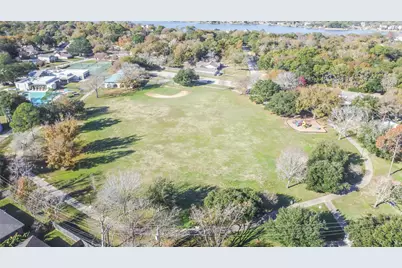 703 Bayview Drive, El Lago, TX 77586 - Photo 28