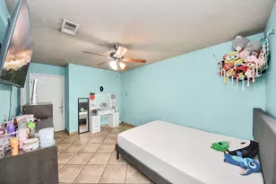 3302 Hombly Rd, Houston, TX 77066 - Photo 18
