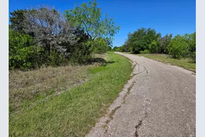 44097 Cedar Hill Dr, Whitney, TX 76692 - Photo 8