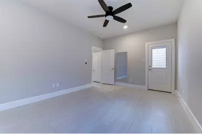 954 Fisher Street #B, Houston, TX 77018 - Photo 6