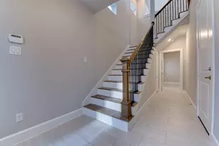 954 Fisher St, Houston, TX 77018 - Photo 4