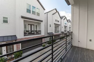 954 Fisher St, Houston, TX 77018 - Photo 34