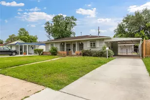 7410 Buena Vista St, Houston, TX 77087 - Photo 1