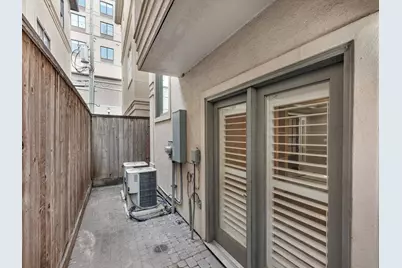 107 Dennis Street, Houston, TX 77006 - Photo 30