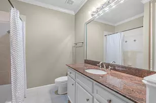 107 Dennis St, Houston, TX 77006 - Photo 10