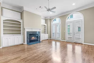 107 Dennis St, Houston, TX 77006 - Photo 12