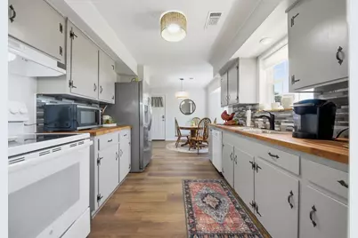 1620 W US Highway 290, Carmine, TX 78932 - Photo 4