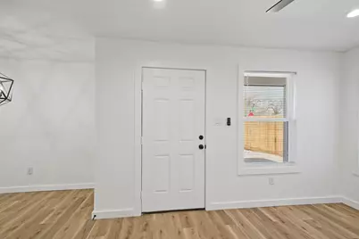 4154 Erby Street #A, Houston, TX 77087 - Photo 4
