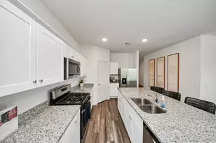 1802 Corsica Crk Ln, Rosharon, TX 77583 - Photo 8