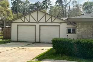 2002 Cherry Laurel Dr, Spring, TX 77386 - Photo 2