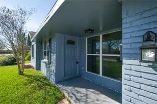 110 S Magnolia St, Lake Jackson, TX 77566 - Photo 6