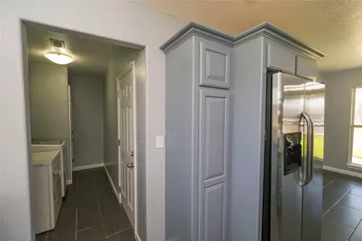 110 S Magnolia Street, Lake Jackson, TX 77566 - Photo 18