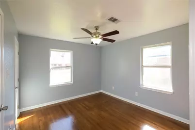 110 S Magnolia Street, Lake Jackson, TX 77566 - Photo 20