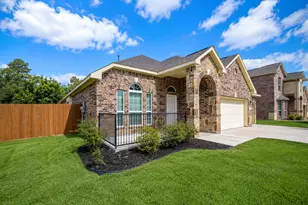 604 W Linnwood Dr, Woodbranch, TX 77357 - Photo 2