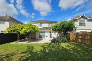 9207 Dairy View Ln, Houston, TX 77099 - Photo 32