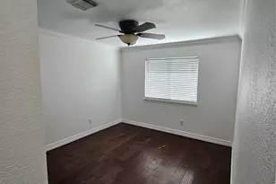 9207 Dairy View Ln, Houston, TX 77099 - Photo 22