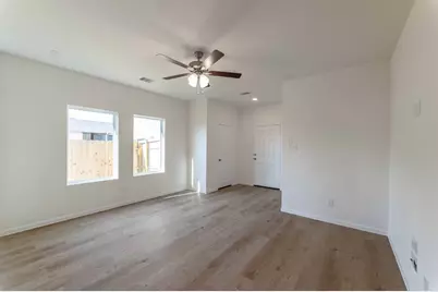 4632 Mesquite Trail Blush, Pinehurst, TX 77362 - Photo 2