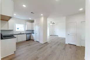 4632 Mesquite Trail Blush, Pinehurst, TX 77362 - Photo 4