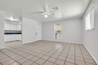809 Brooks Street, Houston, TX 77009 - Photo 10