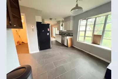11618 Hillcroft Avenue, Houston, TX 77035 - Photo 24