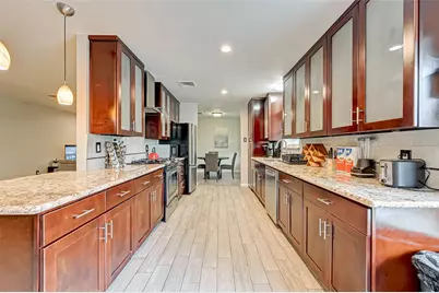 6119 Reamer Street, Houston, TX 77074 - Photo 10