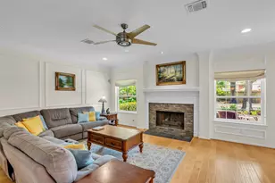 98 Winding Creek Pl, The Woodlands, TX 77381 - Photo 4