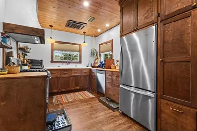 1720 East Drive, Beaumont, TX 77706 - Photo 8