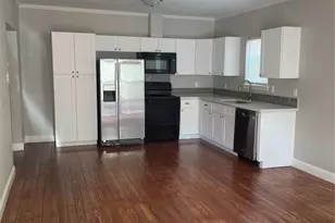 517 Atchison St, Sealy, TX 77474 - Photo 2