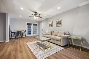 9710 Bob White Dr, Houston, TX 77096 - Photo 24