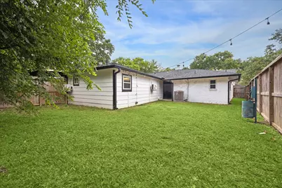 9710 Bob White Drive, Houston, TX 77096 - Photo 34