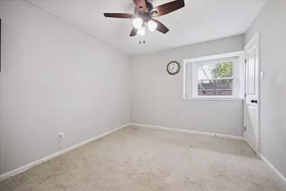 9710 Bob White Drive, Houston, TX 77096 - Photo 14