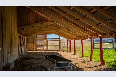 2030 Hertel Road, Schulenburg, TX 78956 - Photo 24