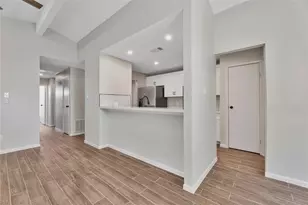 7 E Brookberry Ct, The Woodlands, TX 77381 - Photo 6