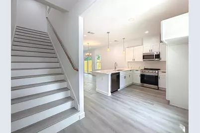 8617 Hoffman Street #b, Houston, TX 77016 - Photo 2