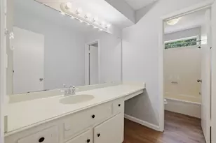 7534 Quail Meadow Dr, Houston, TX 77071 - Photo 8