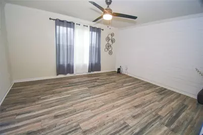 12114 Helvick Crescent Avenue, Houston, TX 77051 - Photo 10