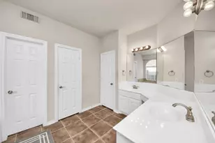 702 River Delta Ln, Rosenberg, TX 77469 - Photo 32