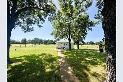 9596 W US Highway 79, Hearne, TX 77859 - Photo 28