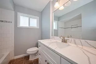 10659 Hazelhurst Dr, Houston, TX 77043 - Photo 24