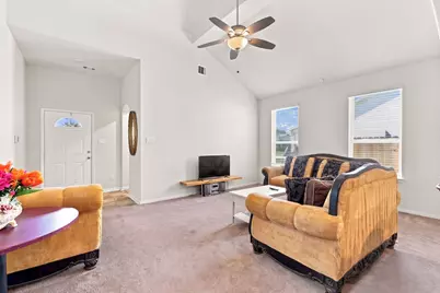 6623 Blimp Base Blvd, Hitchcock, TX 77563 - Photo 4