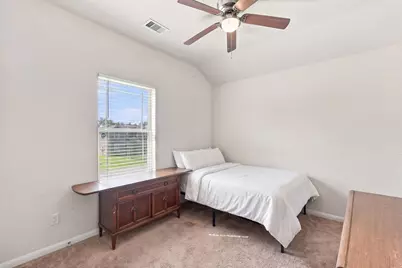 6623 Blimp Base Blvd, Hitchcock, TX 77563 - Photo 20