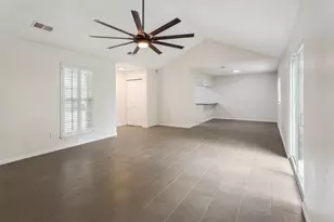 18034 Garden Manor Dr, Houston, TX 77084 - Photo 10