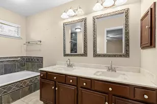 19706 Centerlake Ln, Spring, TX 77379 - Photo 22